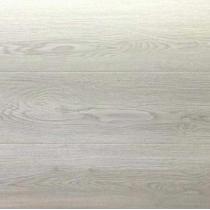 标配木地板 小木木地板博士盾系列强化复合木地板E101/106/111/112